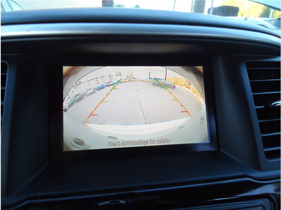 Used 2013 Nissan Pathfinder SV AWD/4WD image 26