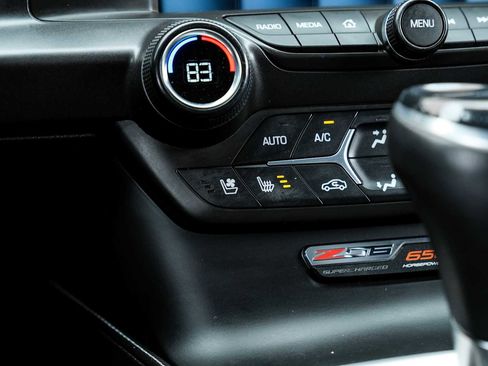 Used 2019 Chevrolet Corvette Z06 image 23