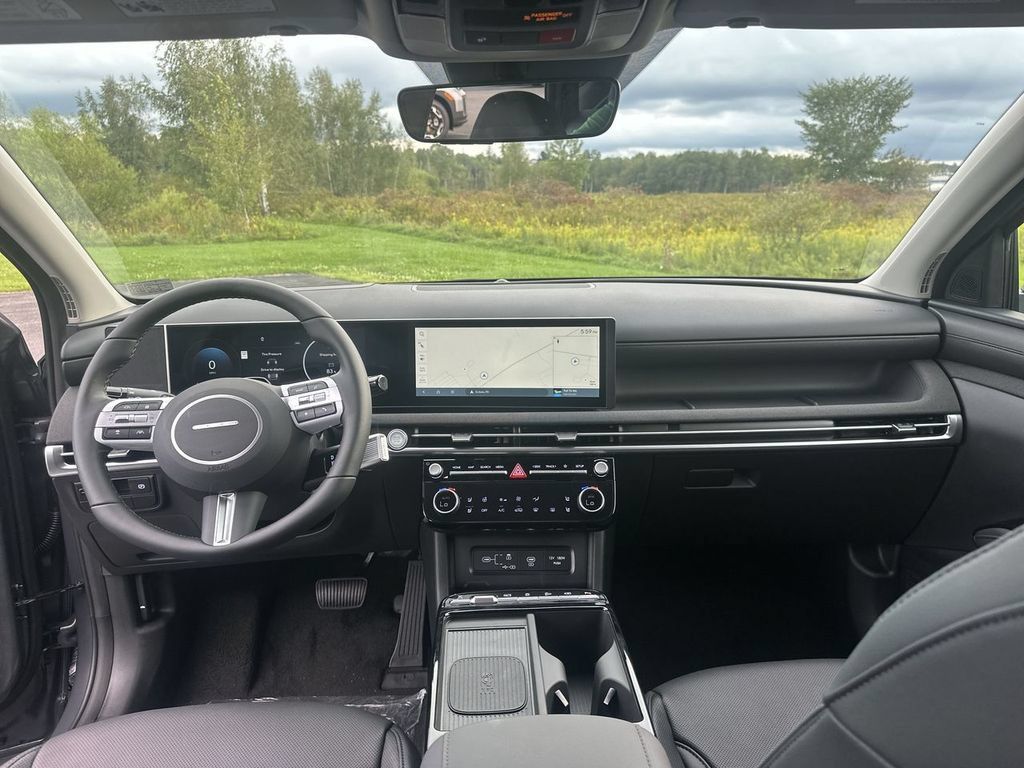 New 2026 Hyundai Tucson Limited AWD/4WD image 10