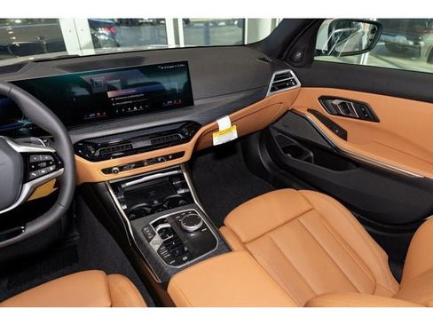 New 2026 BMW 330i xDrive Sedan w/ Premium Package image 77