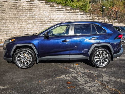 Certified 2019 Toyota RAV4 Limited image 9