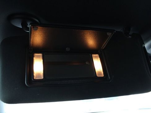 Used 2016 Dodge Charger SXT image 41