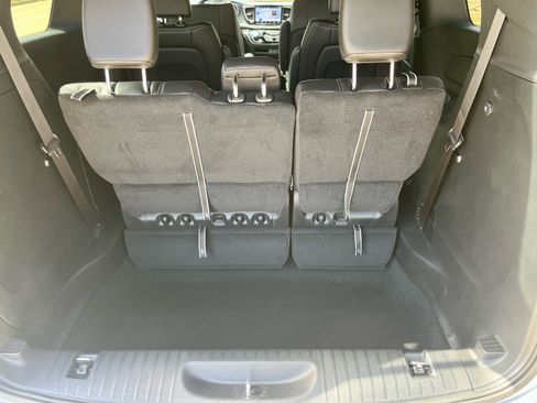 New 2026 Chrysler Pacifica Select w/ S Appearance Package FWD image 23