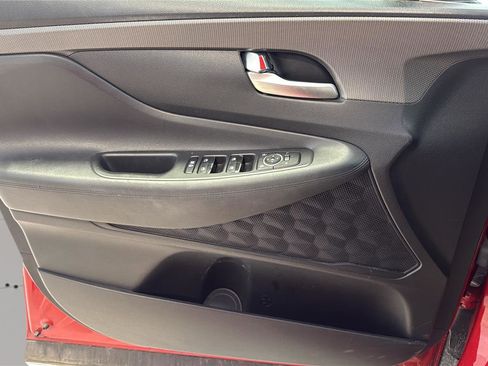 Used 2020 Hyundai Santa Fe SEL image 25