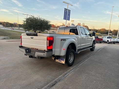 Used 2020 Ford F350 Lariat w/ Lariat Ultimate Package image 8