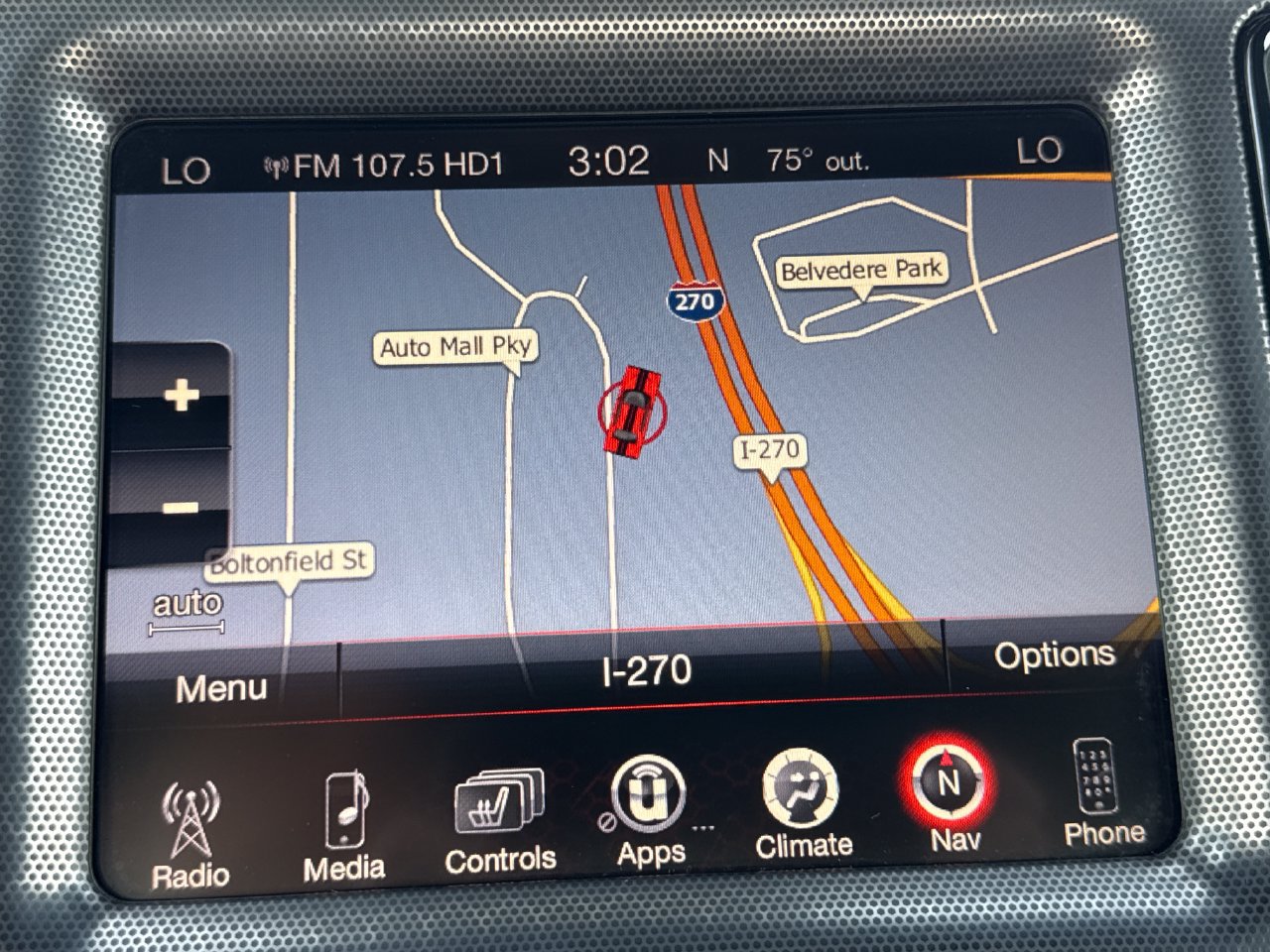 Used 2015 Dodge Challenger SRT RWD image 19