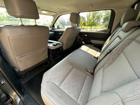 Used 2022 Toyota Tundra Limited AWD/4WD image 17