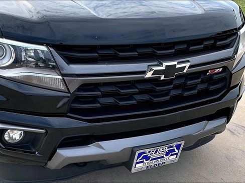 Used 2021 Chevrolet Colorado Z71 w/ Safety Package RWD image 31