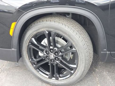 New 2026 Buick Enclave Preferred w/ Power Package image 27