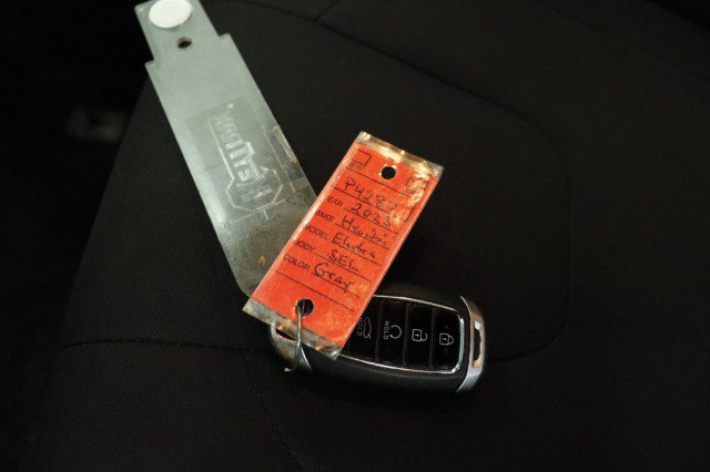 Used 2023 Hyundai Elantra SEL FWD image 33