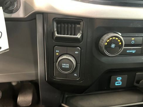 Used 2023 Ford F150 XLT AWD/4WD image 25