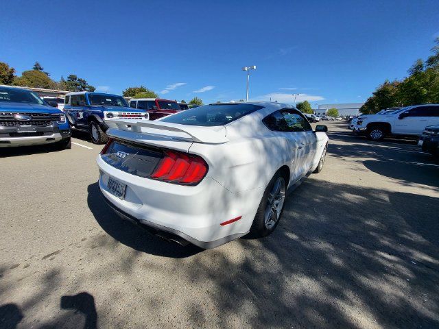 Used 2019 Ford Mustang GT Premium w/ GT Performance Package RWD image 9