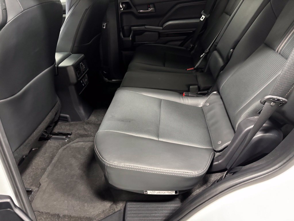 Used 2026 Toyota 4Runner Limited AWD/4WD image 44