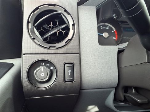 Used 2016 Ford F450 XL w/ Power Equipment Group image 26