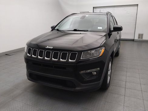 Used 2019 Jeep Compass Latitude w/ Popular Equipment Group FWD image 15
