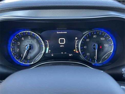 New 2026 Chrysler Pacifica Limited w/ Trailer Tow Group image 21