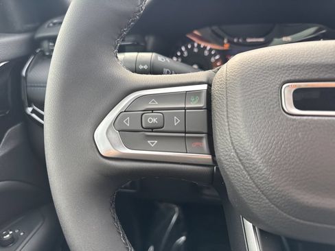 New 2026 Jeep Compass Latitude AWD/4WD image 11