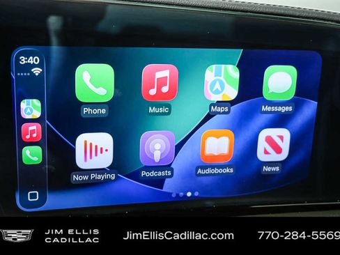 Used 2024 Cadillac Escalade ESV Sport image 16