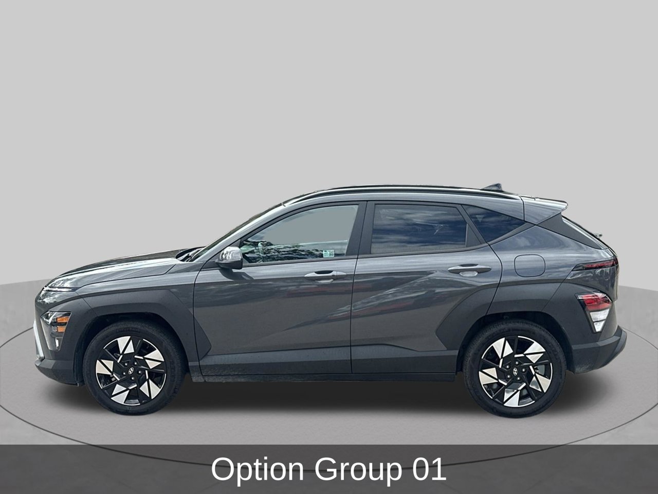 Used 2025 Hyundai Kona SEL FWD image 2
