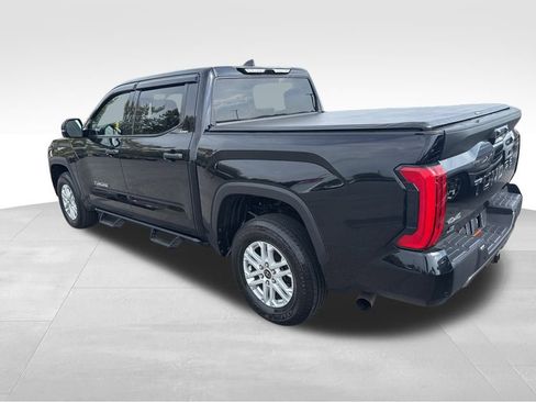 Used 2022 Toyota Tundra SR5 image 3