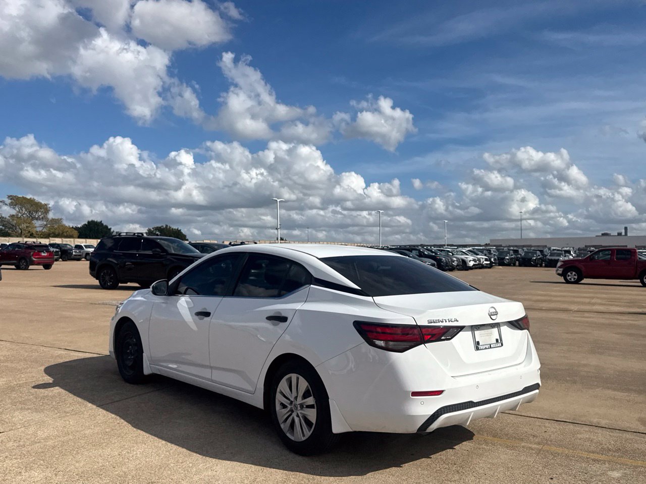 Used 2025 Nissan Sentra S FWD image 19