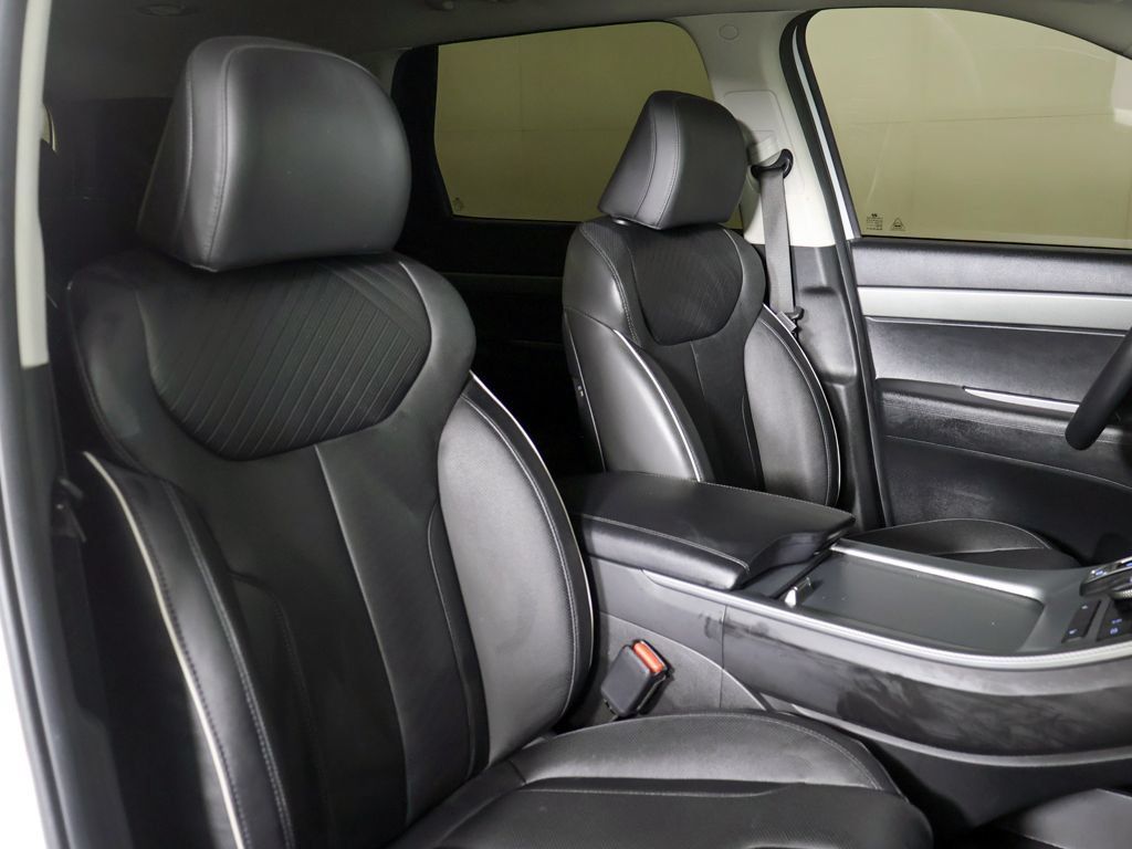 Used 2024 Hyundai Palisade SEL FWD image 27