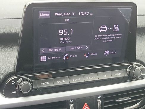 Used 2023 Kia Forte LXS image 9