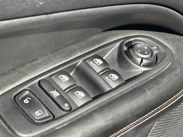 Used 2018 Jeep Compass Sport w/ Cold Weather Group AWD/4WD image 28