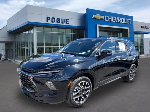 Used 2025 Chevrolet Blazer RS FWD image 4