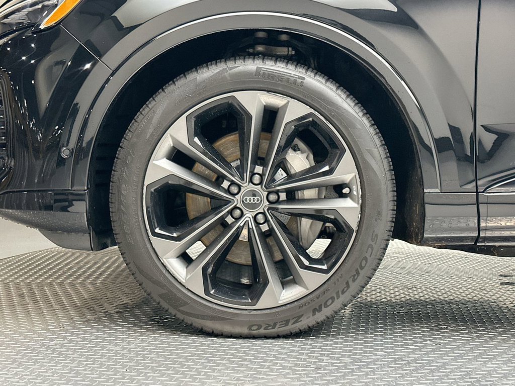 Used 2025 Audi Q7 3.0T Premium Plus AWD/4WD image 5