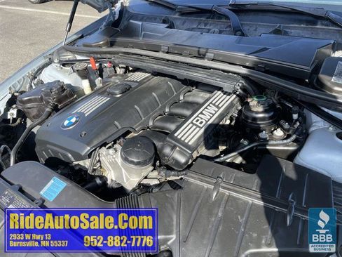Used 2011 BMW 328i xDrive Sedan AWD/4WD image 22