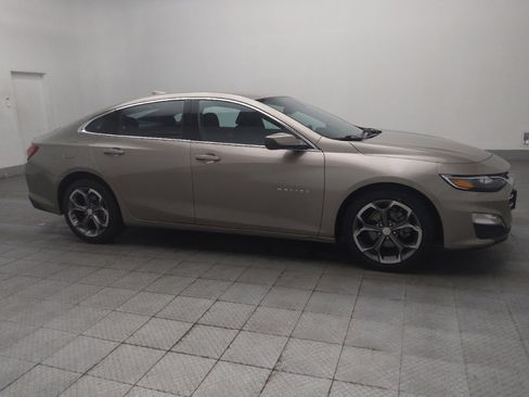 Used 2022 Chevrolet Malibu LT FWD image 11