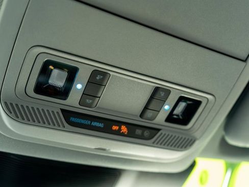 Used 2022 Ford Explorer Limited w/ Limited Technology Package image 33