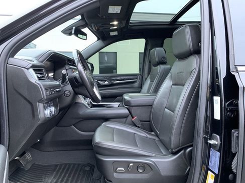 Used 2022 GMC Yukon XL Denali image 34