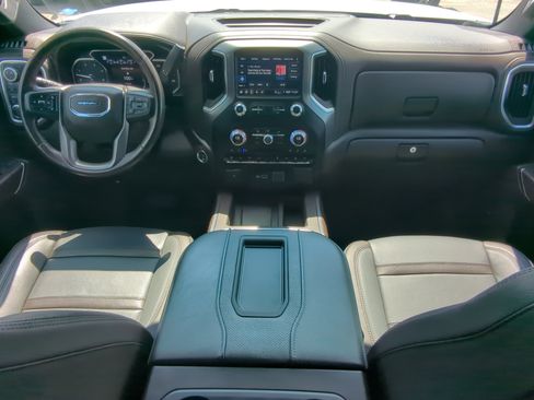 Used 2021 GMC Sierra 2500 Denali w/ Denali Ultimate Package AWD/4WD image 13