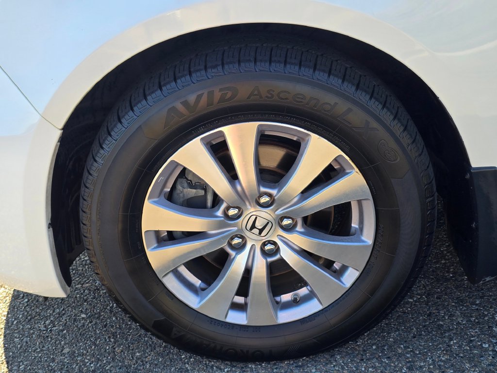 Used 2016 Honda Odyssey SE image 9