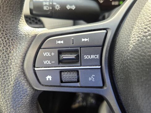 Used 2023 Honda HR-V LX image 25