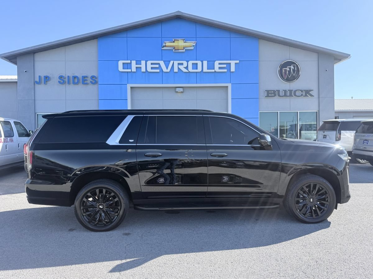 Used 2023 Cadillac Escalade ESV Premium Luxury AWD/4WD image 8