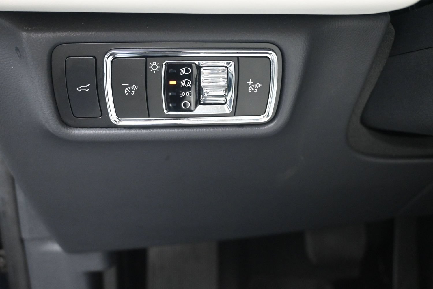Used 2025 Lincoln Aviator 2WD image 20