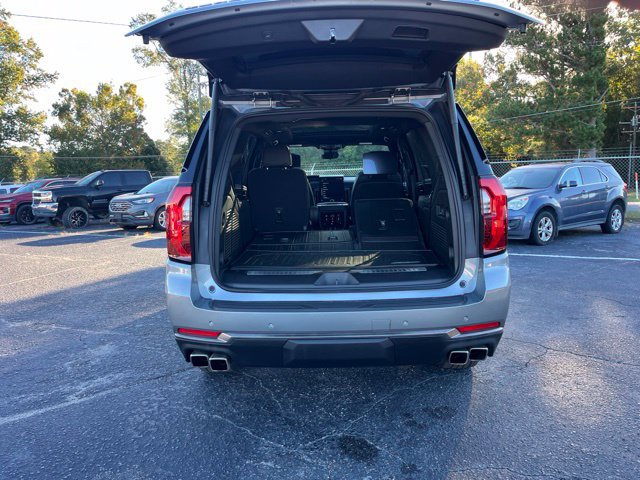 Used 2025 GMC Yukon AT4 Ultimate w/ LPO, Floor Liner Package AWD/4WD image 30