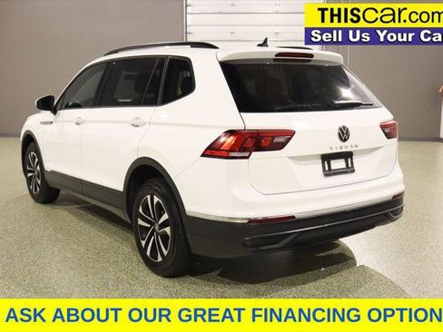 Used 2022 Volkswagen Tiguan S image 5