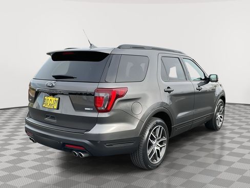 Used 2018 Ford Explorer Sport w/ Equipment Group 401A image 3