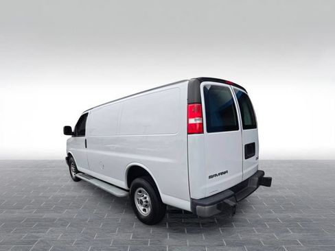 Used 2023 GMC Savana 2500 w/ Driver Convenience Package RWD image 5
