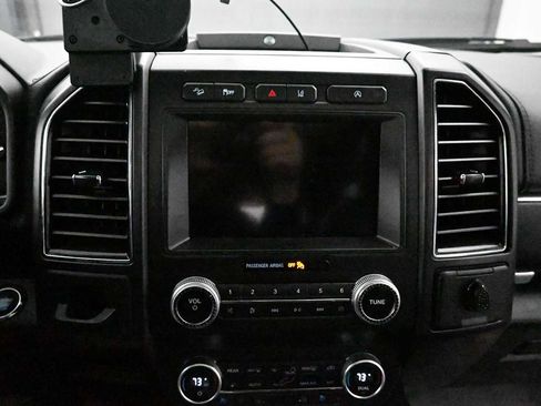 Used 2019 Ford Expedition Max Limited w/ Equipment Group 301A AWD/4WD image 17