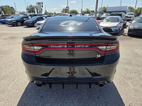 Used 2022 Dodge Charger Scat Pack w/ Plus Group RWD image 12