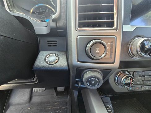 Certified 2019 Ford F150 Raptor w/ Equipment Group 802A Luxury image 14