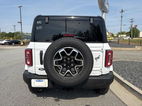New 2026 Ford Bronco Outer Banks AWD/4WD image 10