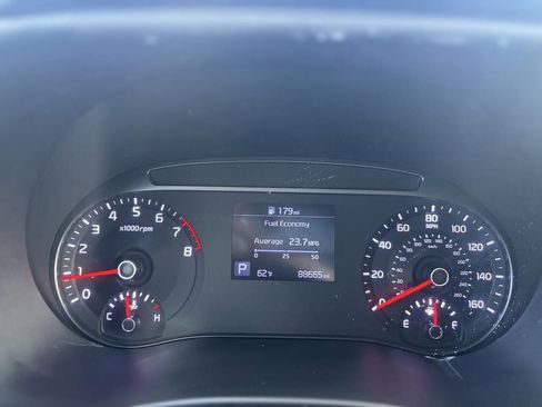 Used 2020 Kia Soul EX image 12