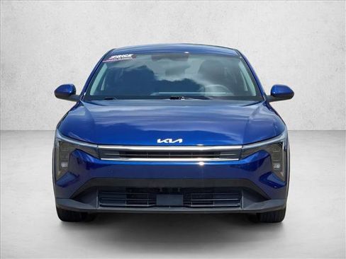 Used 2025 Kia K4 FWD image 2