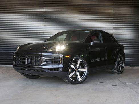 New 2026 Porsche Cayenne Coupe AWD/4WD image 1